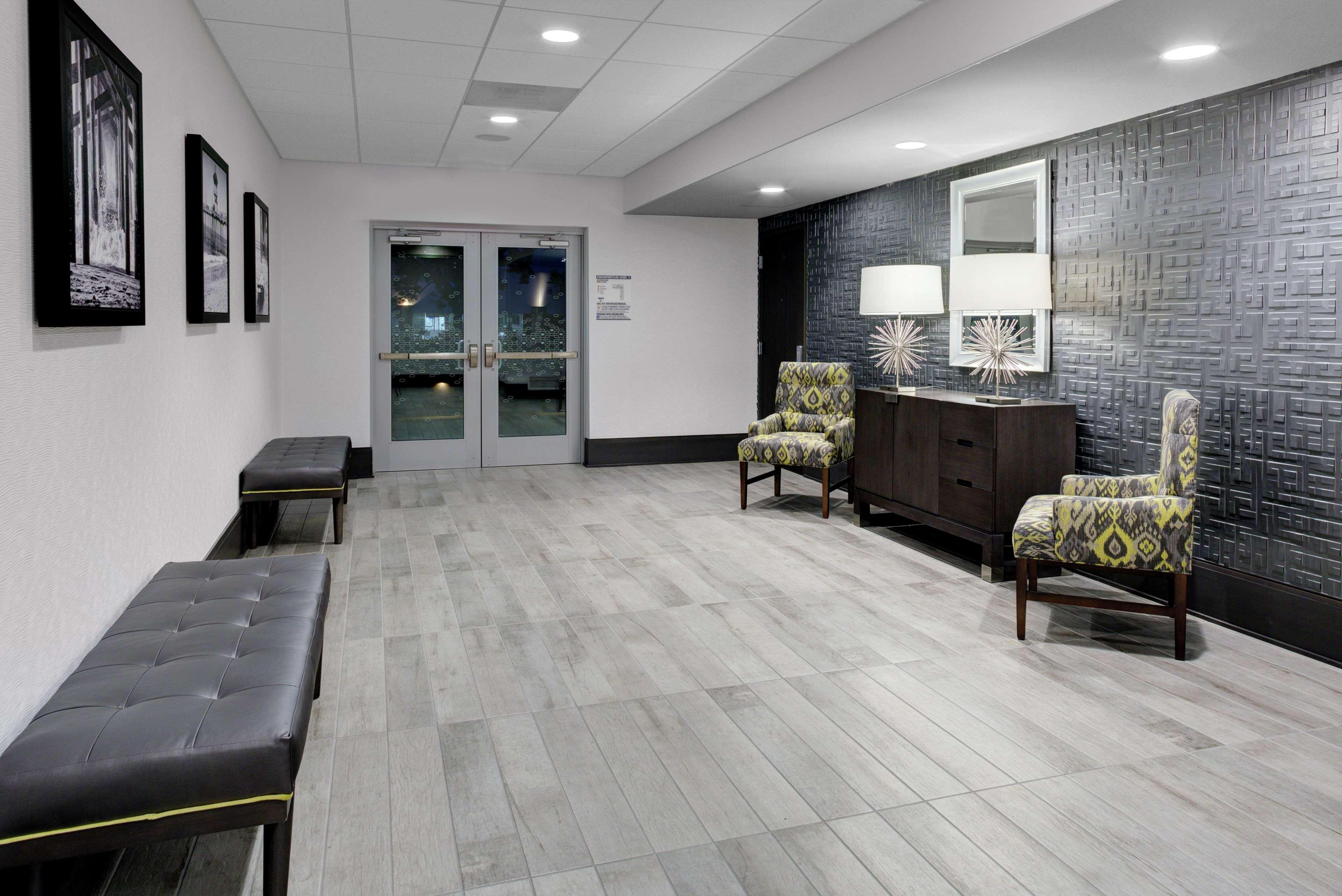 Hampton Inn & Suites Irvine/Orange County Airport Buitenkant foto