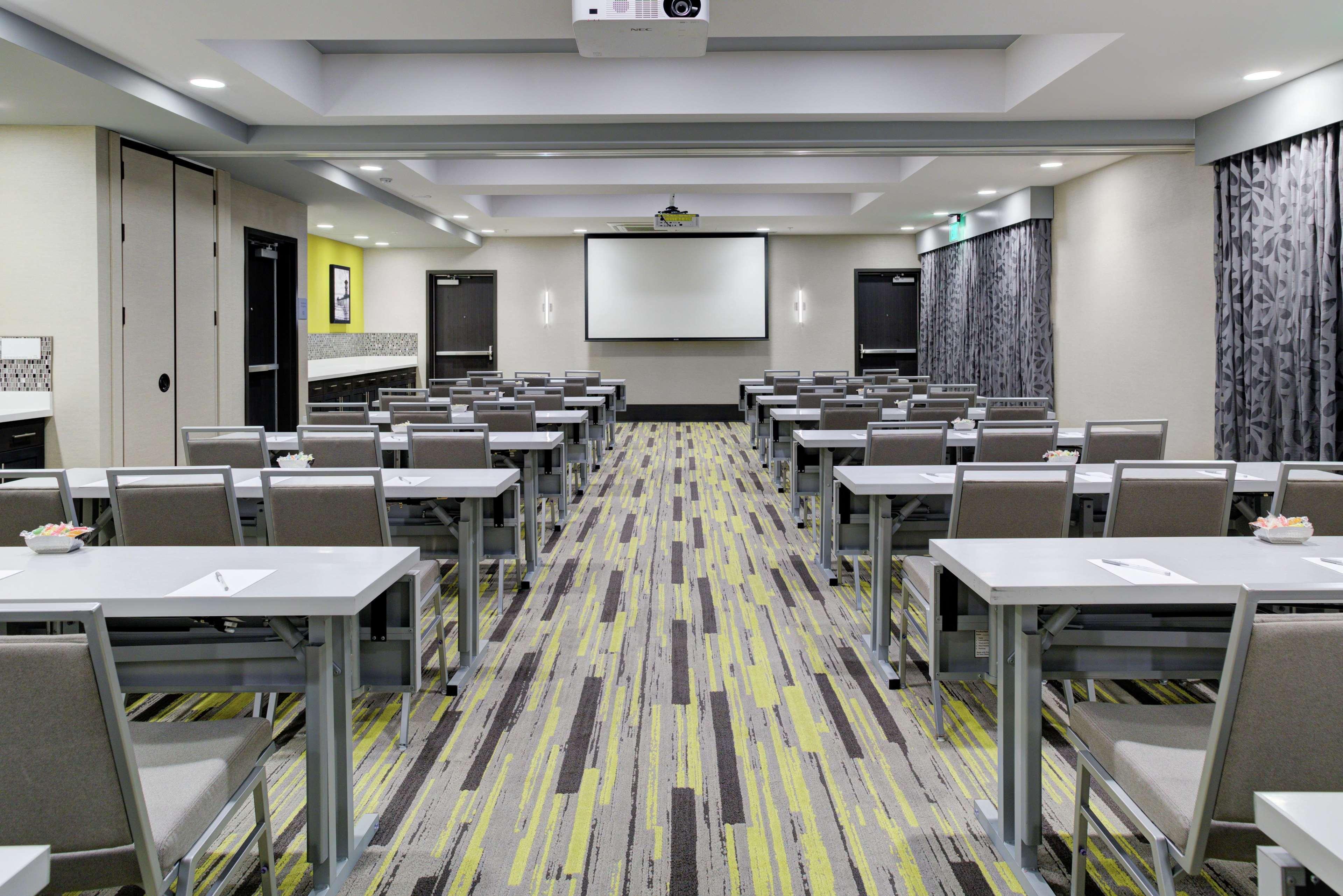 Hampton Inn & Suites Irvine/Orange County Airport Buitenkant foto