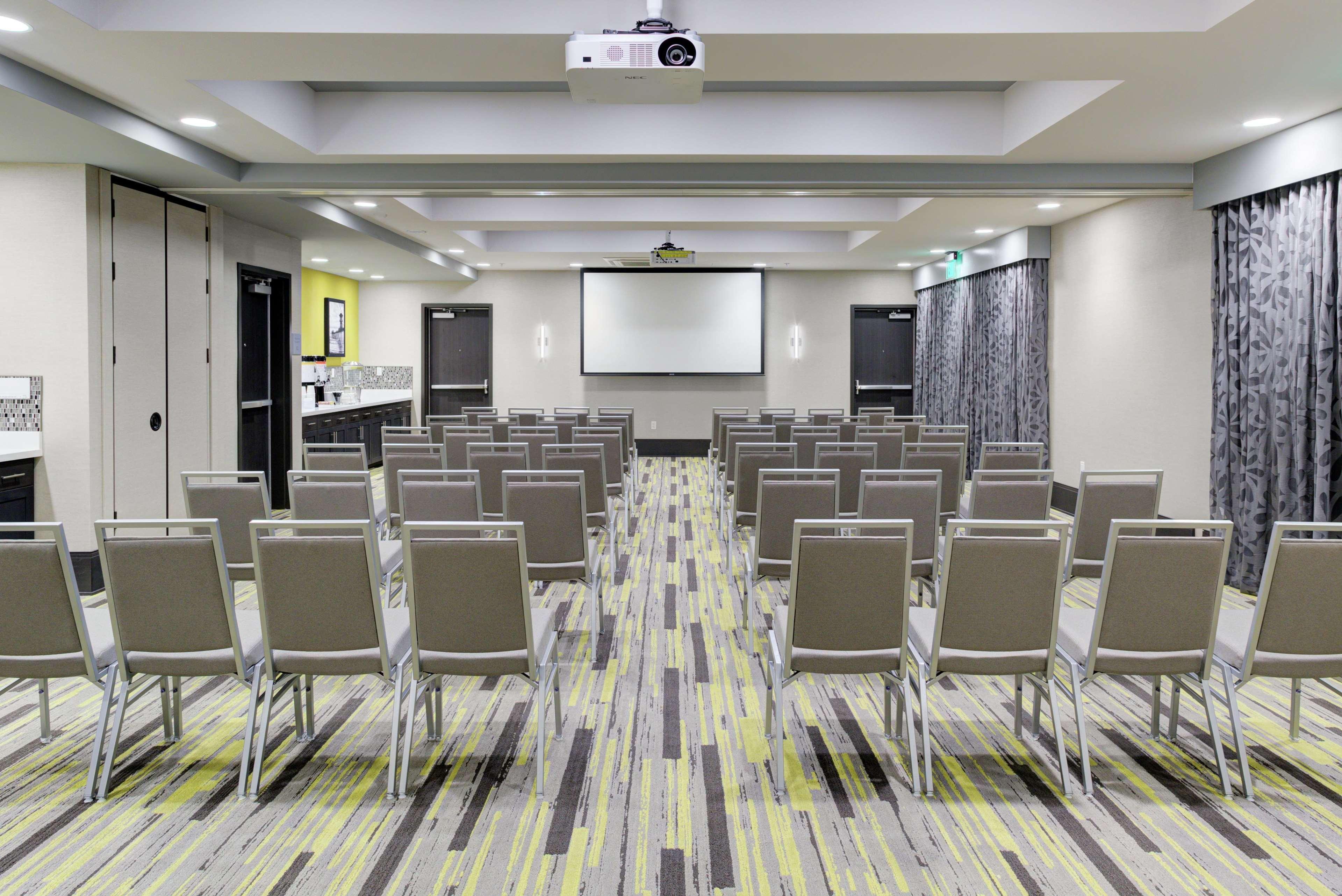 Hampton Inn & Suites Irvine/Orange County Airport Buitenkant foto