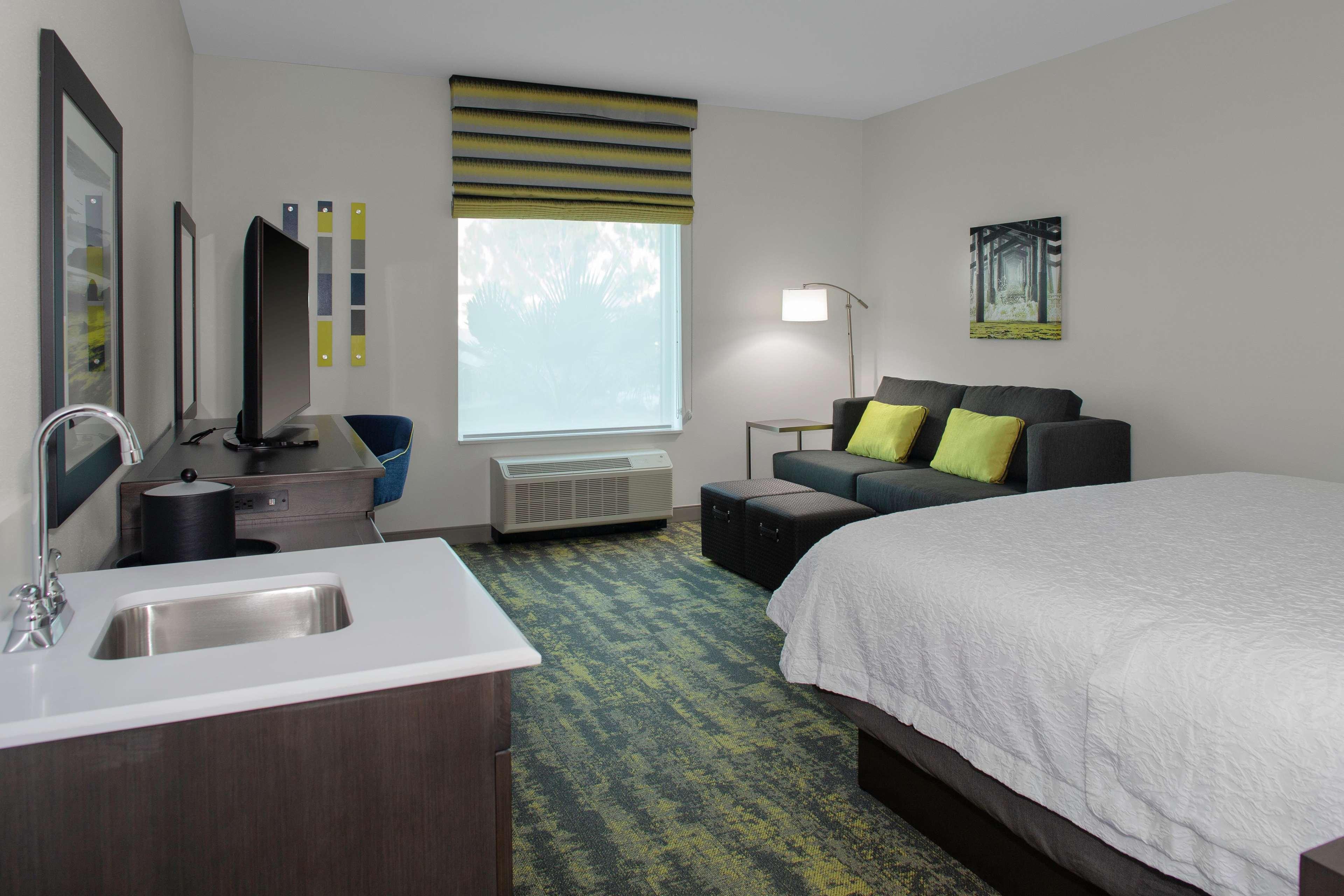 Hampton Inn & Suites Irvine/Orange County Airport Buitenkant foto