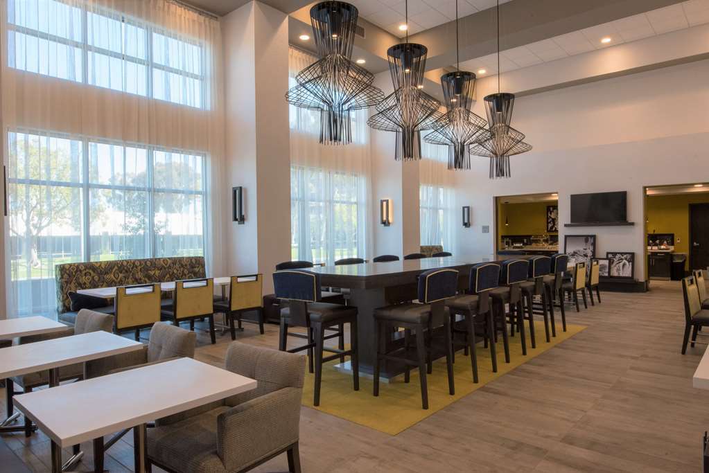 Hampton Inn & Suites Irvine/Orange County Airport Interieur foto