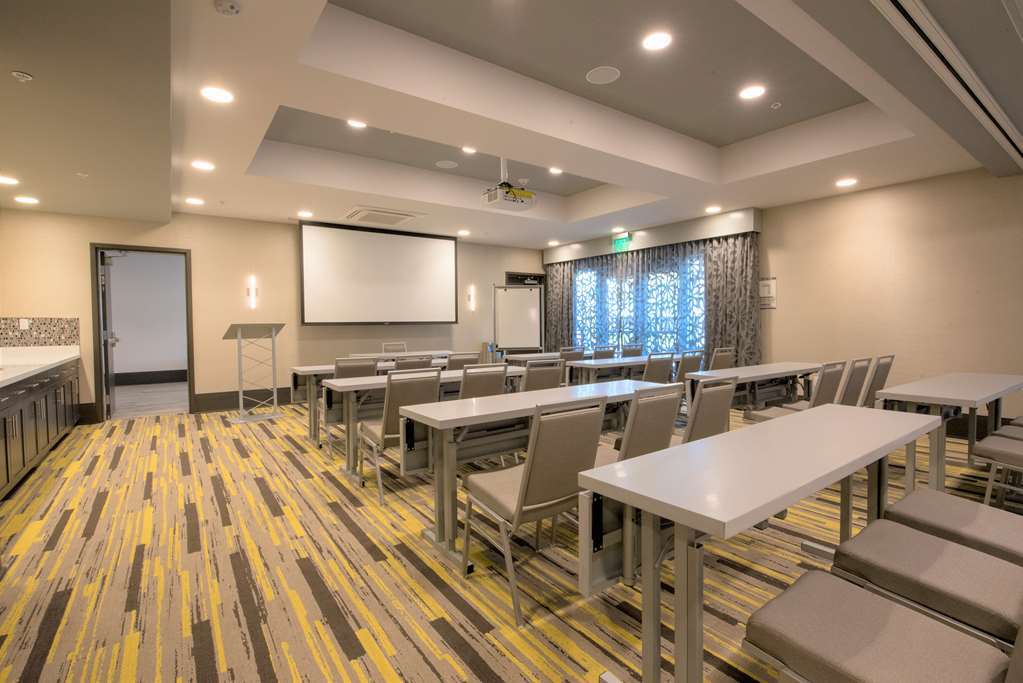 Hampton Inn & Suites Irvine/Orange County Airport Faciliteiten foto